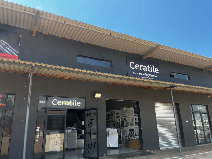 To Let commercial Property for Rent in Melodie North West